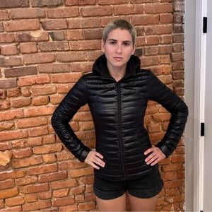 LuluLemon Pack It Down Jacket